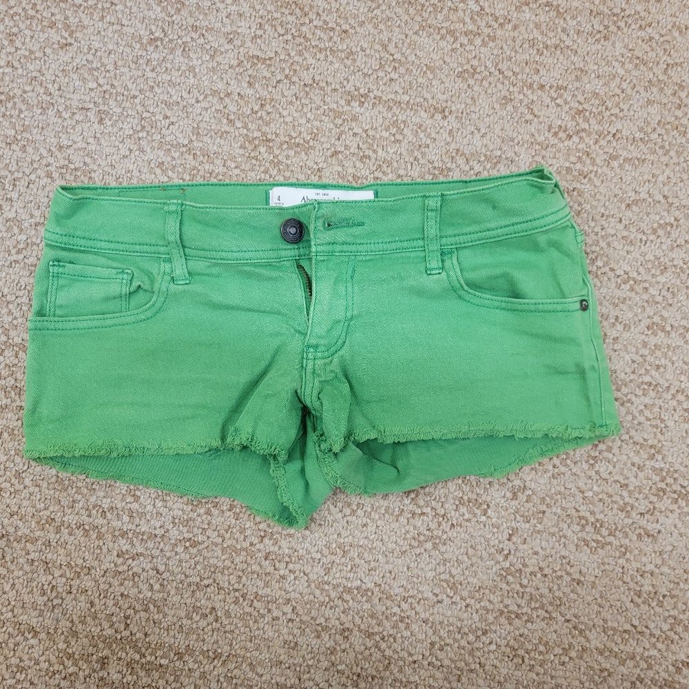 Abercrombie and Fitch Green shorts Size 27/4